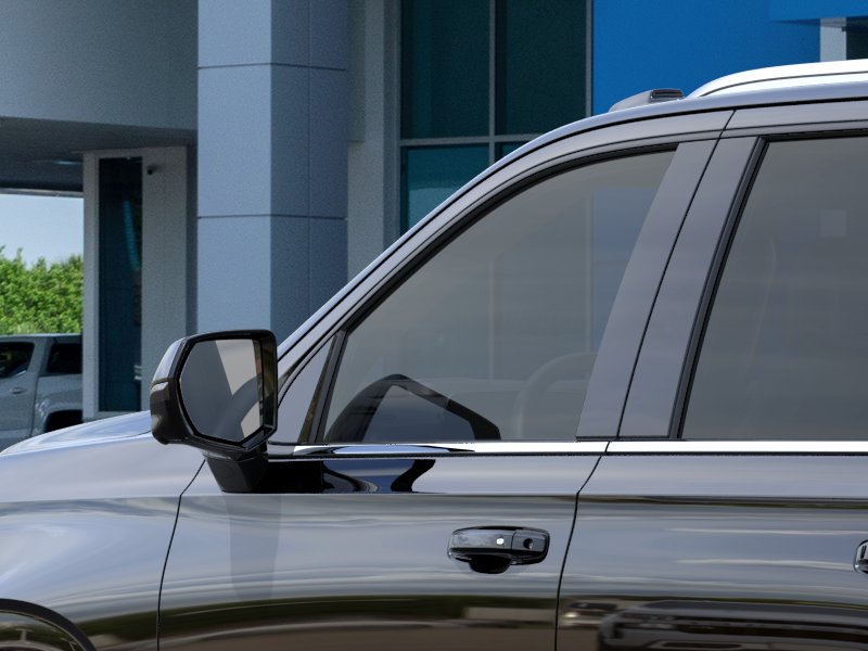 2026 Chevrolet Suburban LT - Photo 38