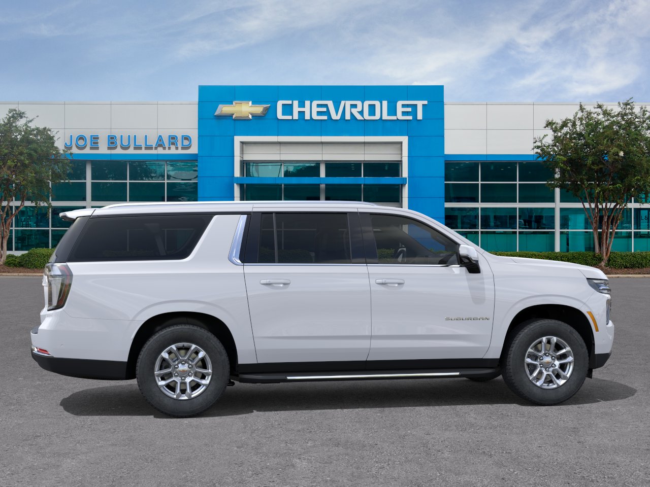 2026 Chevrolet Suburban LT - Photo 5