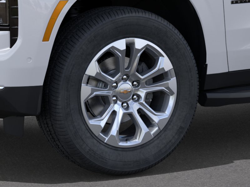 2026 Chevrolet Suburban LT - Photo 31