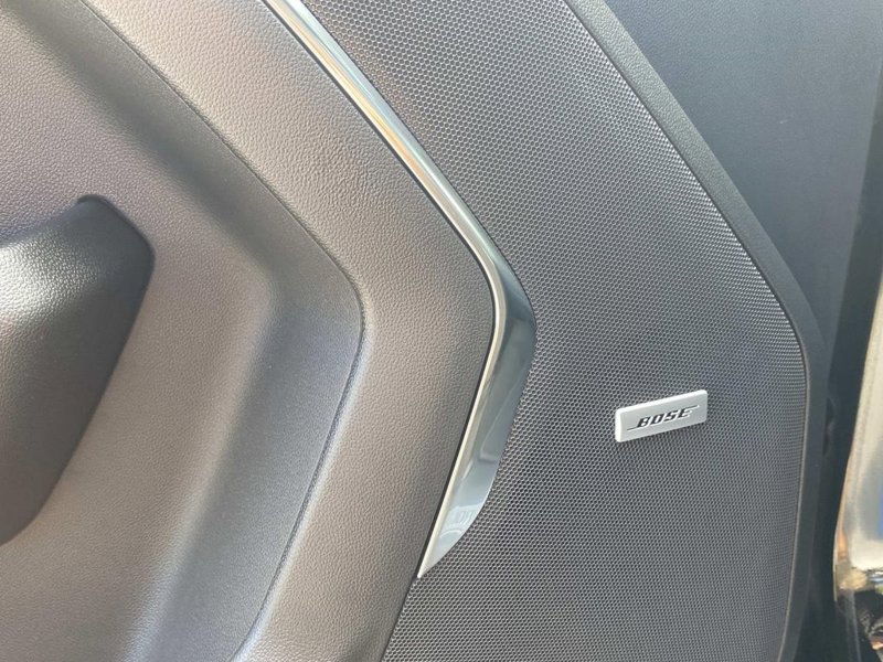 2026 Chevrolet Suburban LT photo 15
