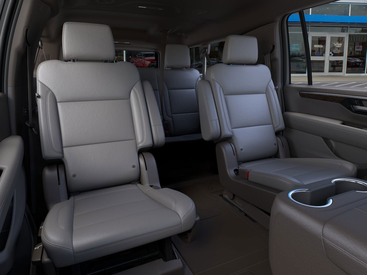 2026 Chevrolet Suburban LT photo 17