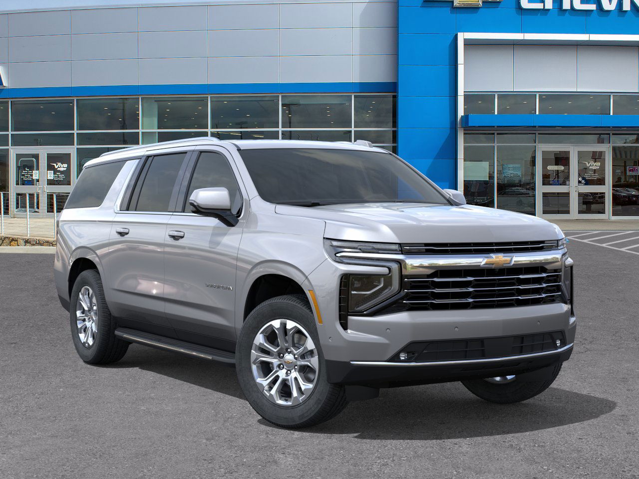 2026 Chevrolet Suburban LT photo 7
