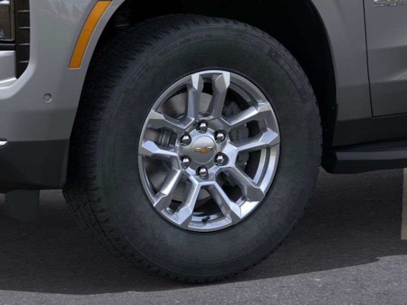 2025 Chevrolet Suburban LT photo 9
