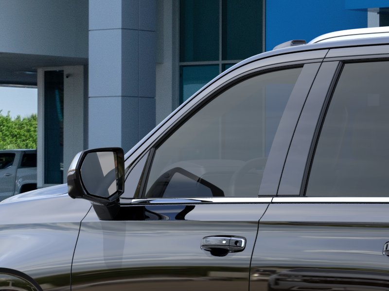 2026 Chevrolet Suburban Premier - Photo 38