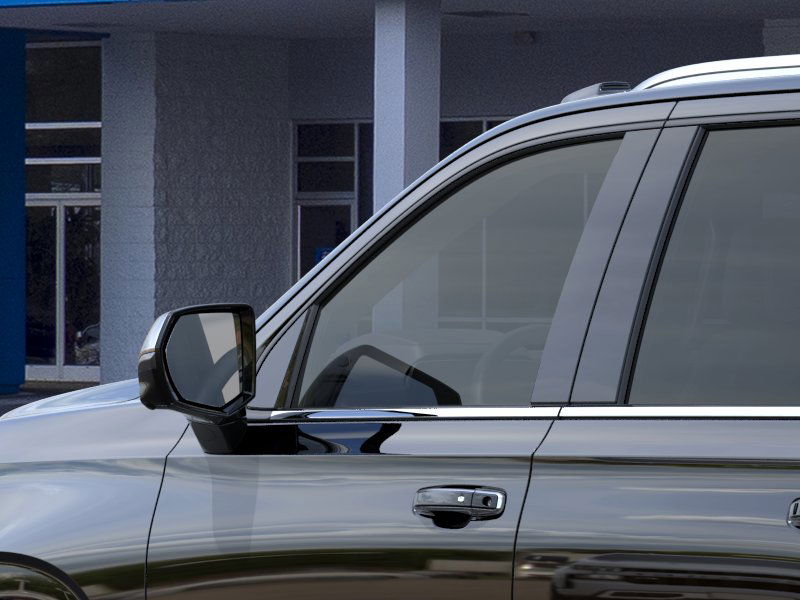 2025 Chevrolet Suburban Premier photo 46
