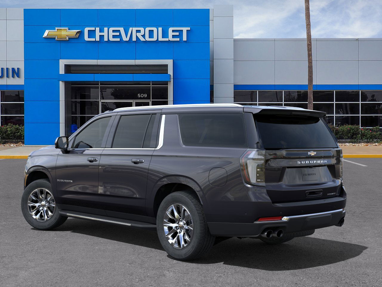 2025 Chevrolet Suburban Premier photo 3