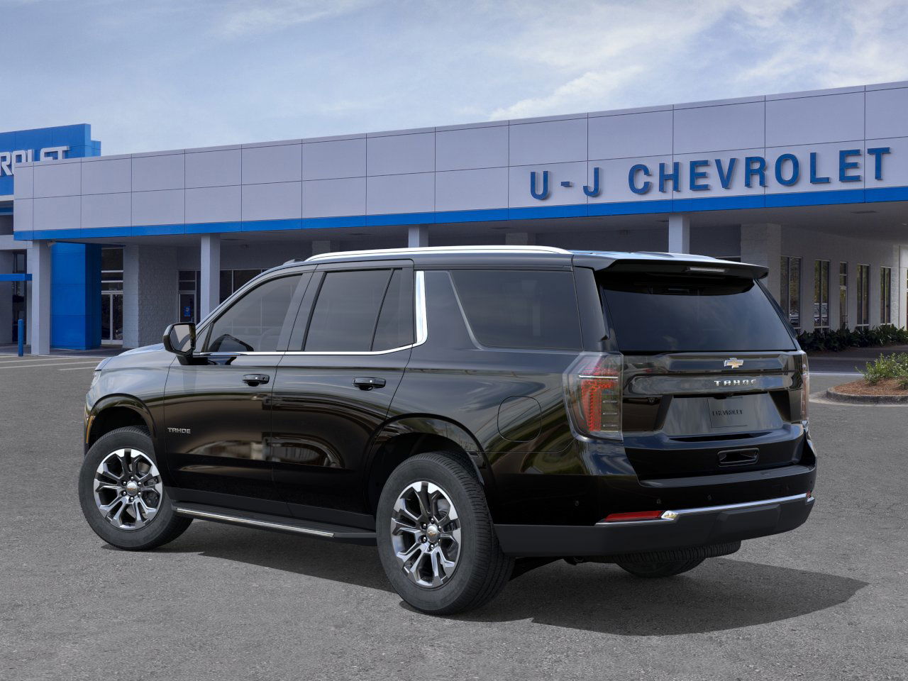 2026 Chevrolet Tahoe LS photo 2
