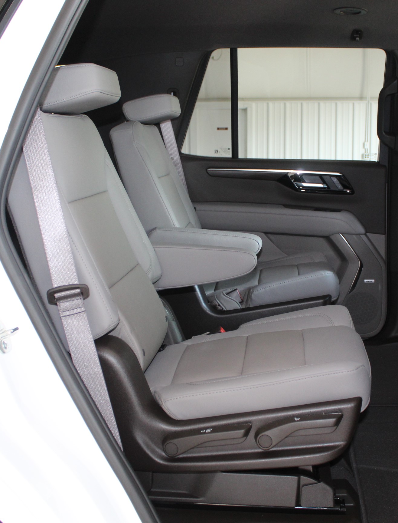 2026 Chevrolet Tahoe LT photo 10