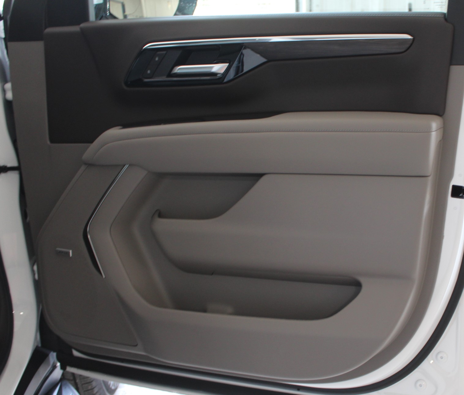 2026 Chevrolet Tahoe LT photo 12