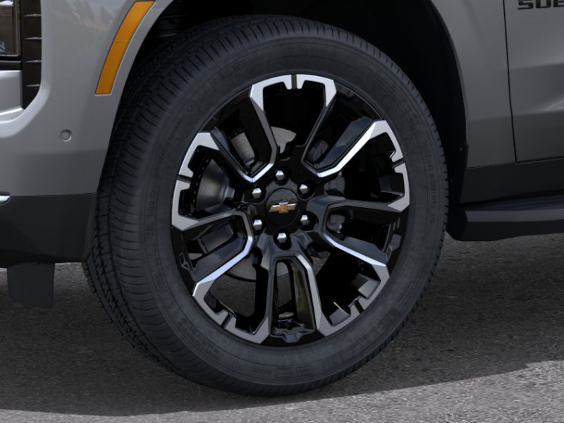 2026 Chevrolet Suburban LT - Photo 9