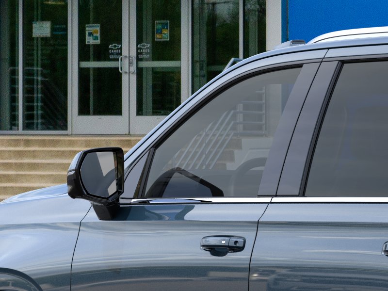 2026 Chevrolet Suburban LT - Photo 12