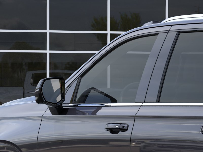 2026 Chevrolet Suburban LT - Photo 38