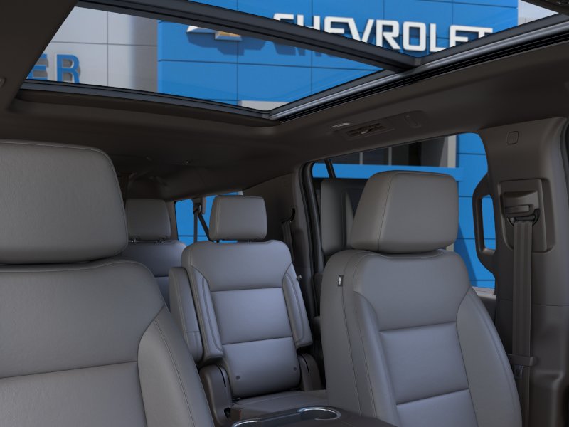 2027 Chevrolet Suburban Z71 - Photo 48