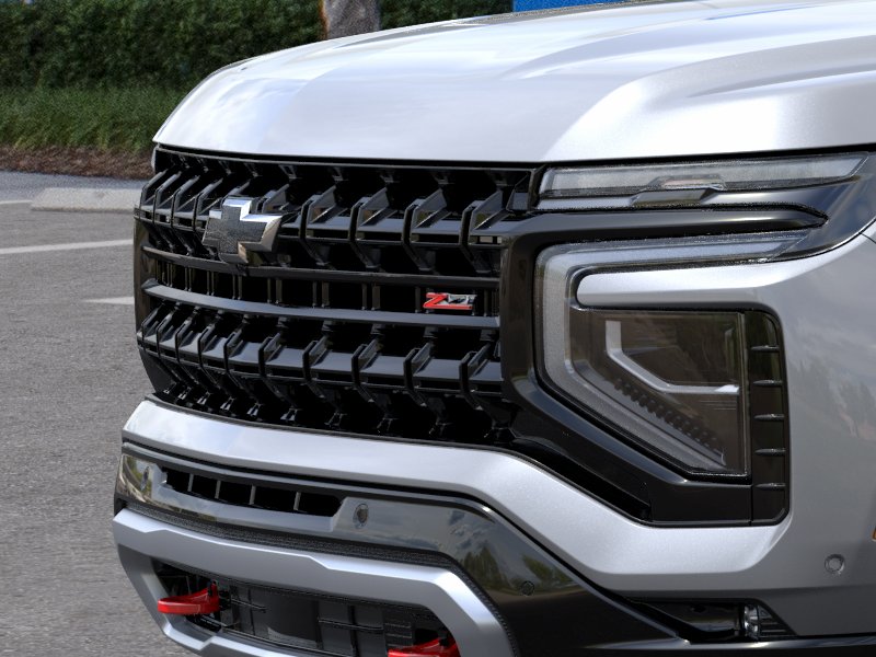 2026 Chevrolet Suburban Z71 - Photo 13