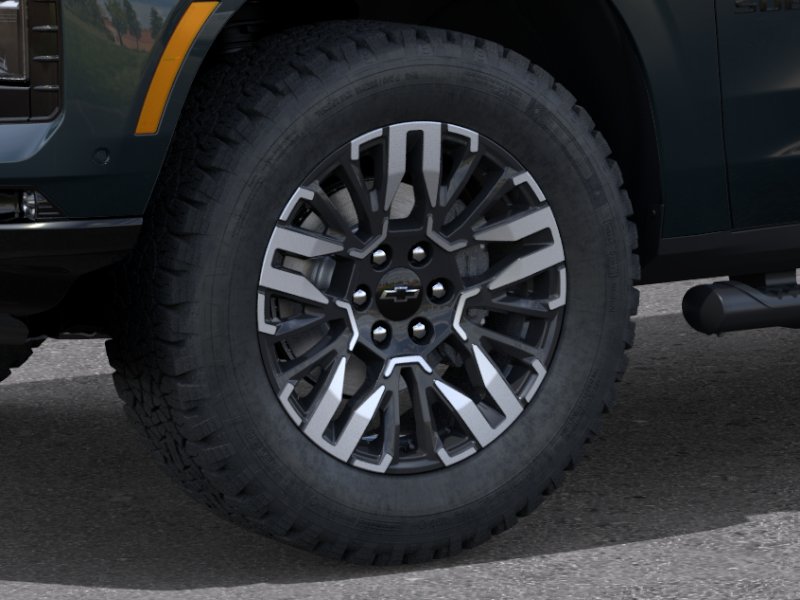 New 2026 Cypress Gray Chevrolet Z71 image 33