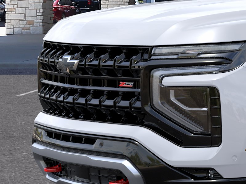 New 2026 Summit White Chevrolet Z71 image 37