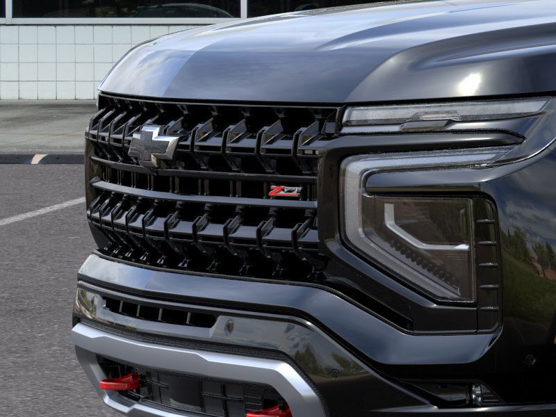 2025 Chevrolet Suburban Z71 photo 13