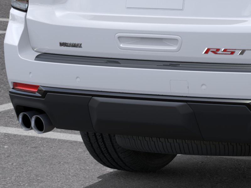 New 2027 Summit White Chevrolet RST image 15