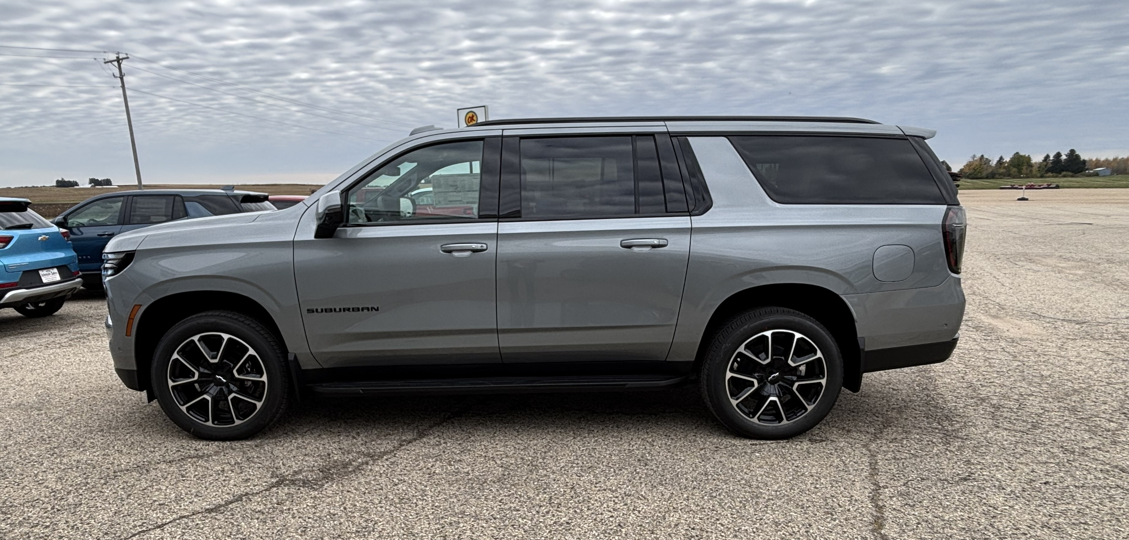 2026 Chevrolet Suburban RST's photo