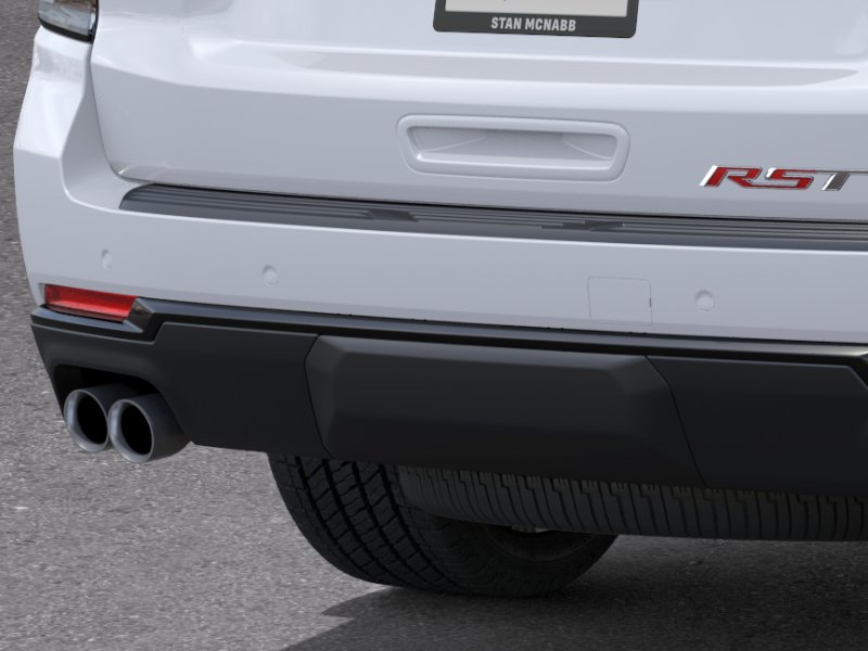 New 2026 Summit White Chevrolet RST image 38
