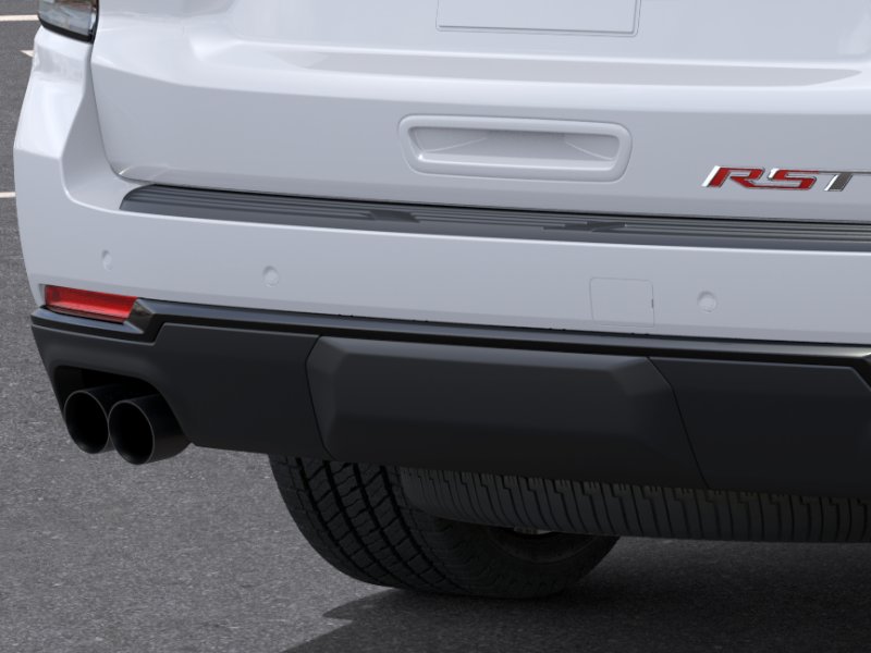 New 2026 Summit White Chevrolet RST image 14