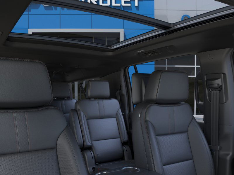 2025 Chevrolet Suburban RST photo 21