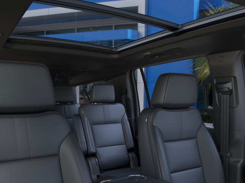 2025 Chevrolet Suburban RST photo 30