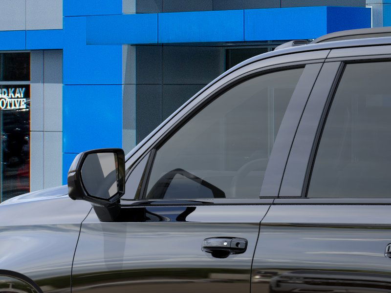 2025 Chevrolet Suburban RST photo 12