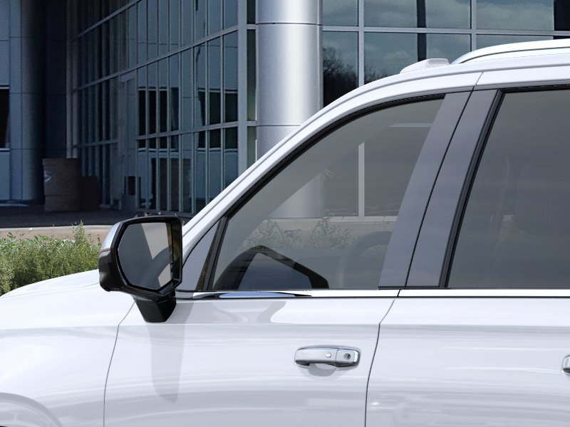 2026 Chevrolet Suburban Premier - Photo 40