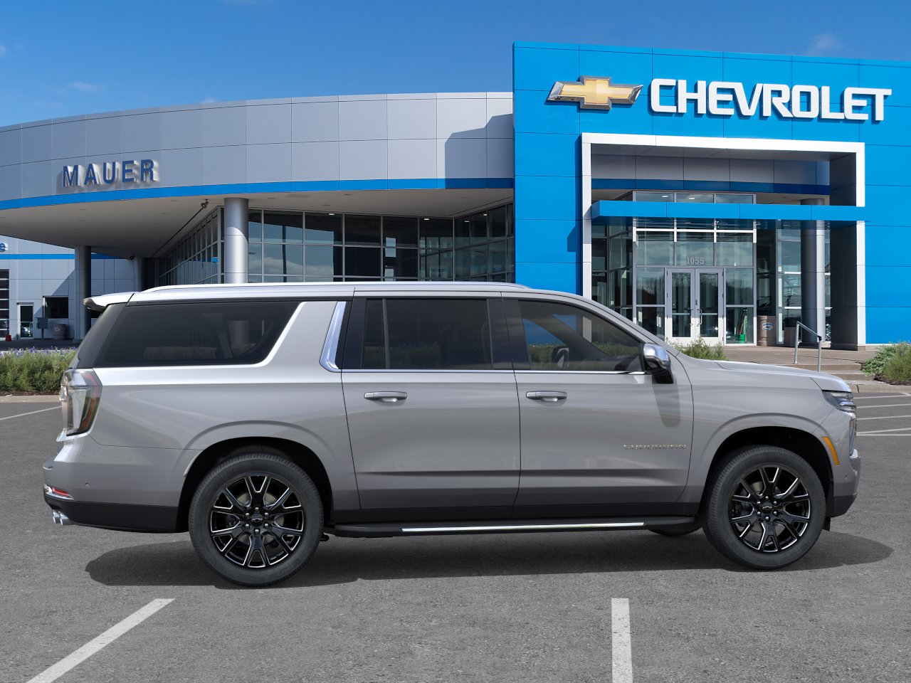 2026 Chevrolet Suburban Premier - Photo 31