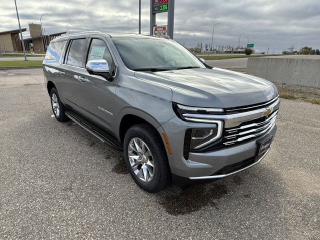 2026 Chevrolet Suburban Premier's photo