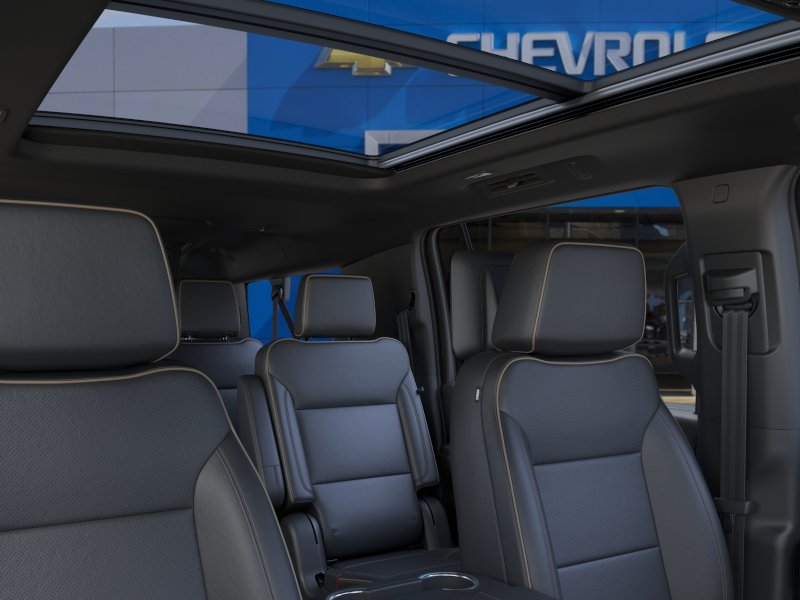 2026 Chevrolet Suburban Premier - Photo 24