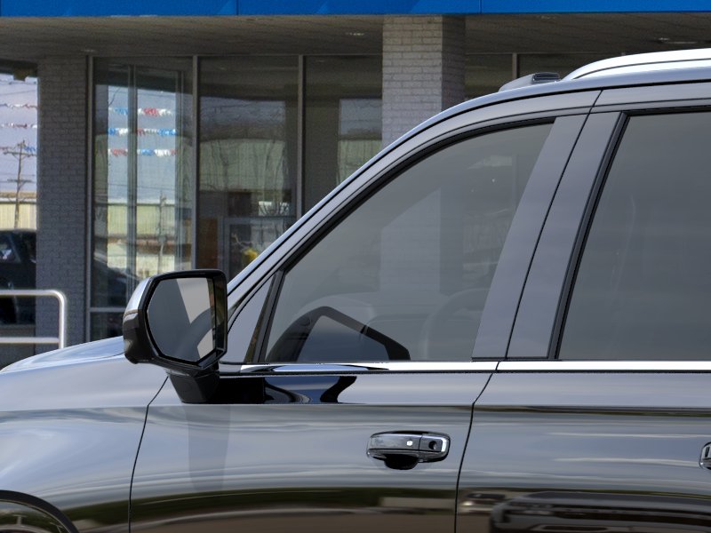 2026 Chevrolet Suburban Premier - Photo 12