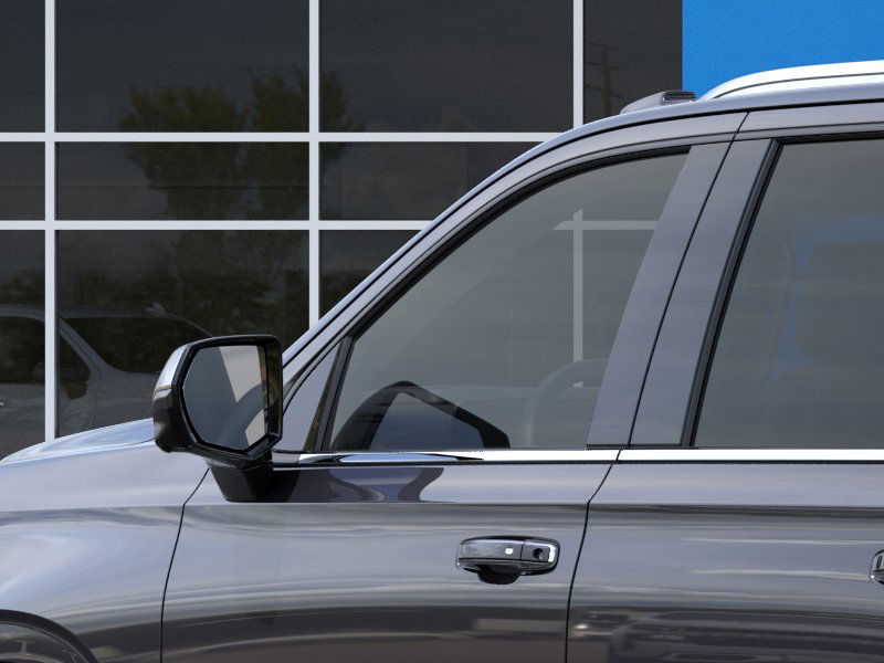 2025 Chevrolet Suburban Premier photo 43