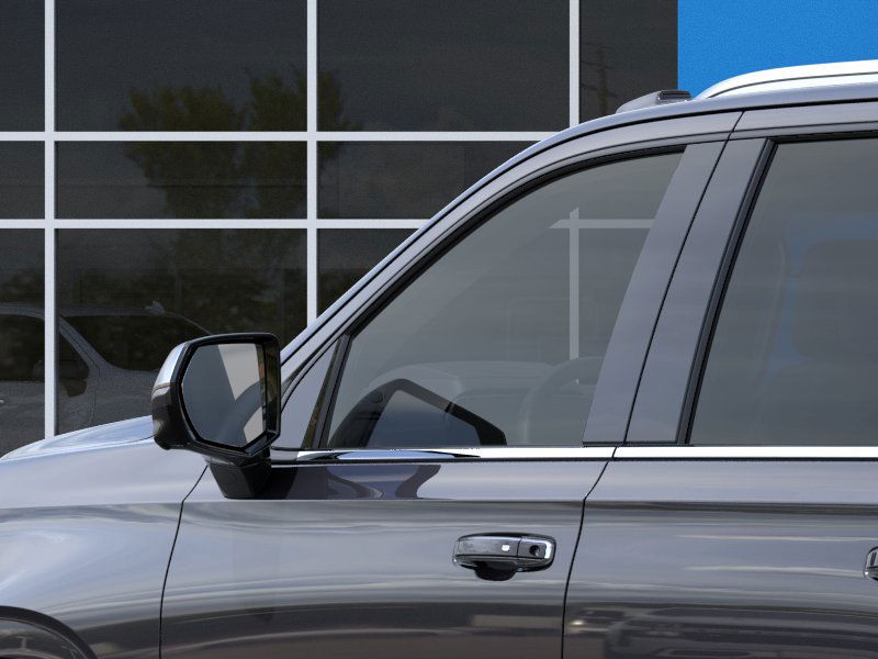 2025 Chevrolet Suburban Premier - Photo 12