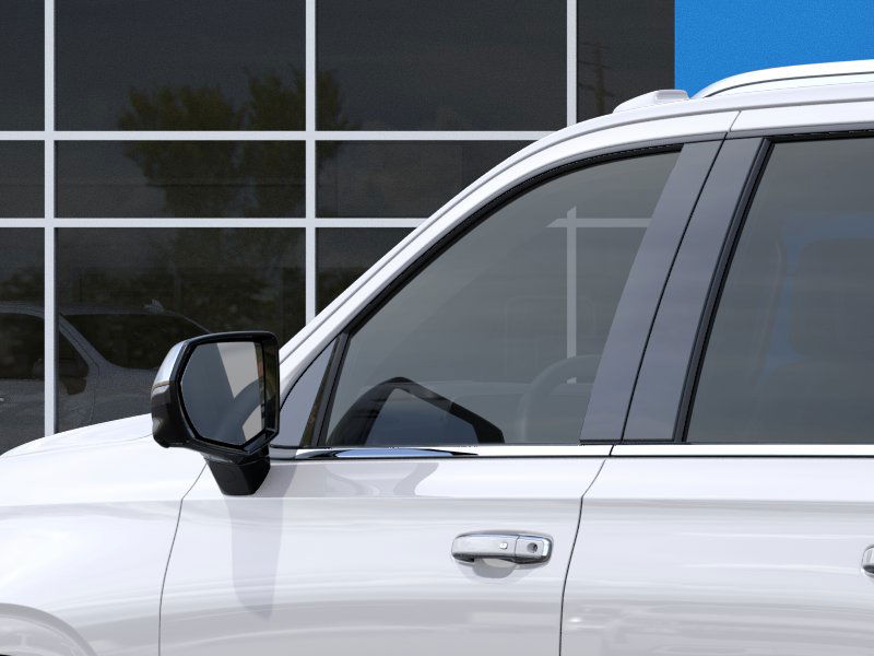 2025 Chevrolet Suburban Premier photo 11