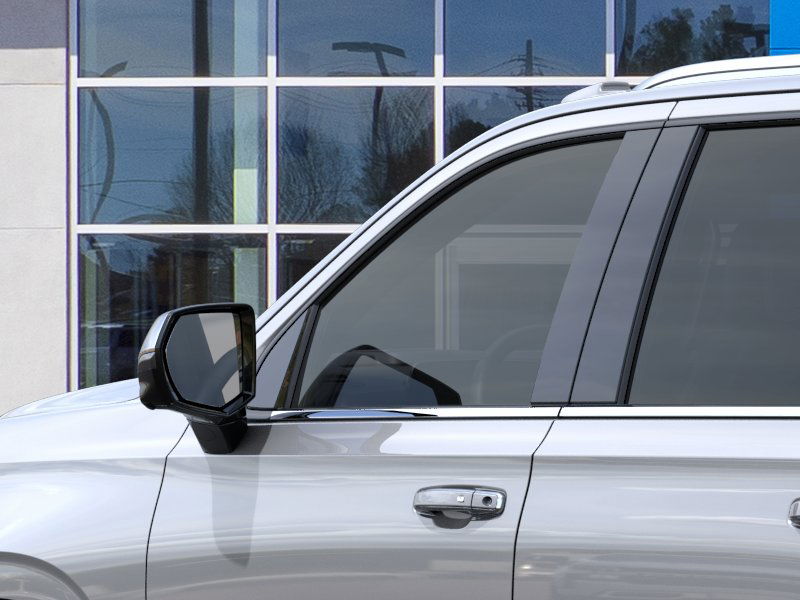 2025 Chevrolet Suburban Premier photo 10