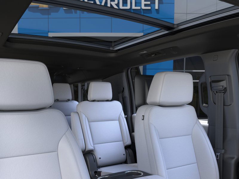 2025 Chevrolet Suburban Premier - Photo 48