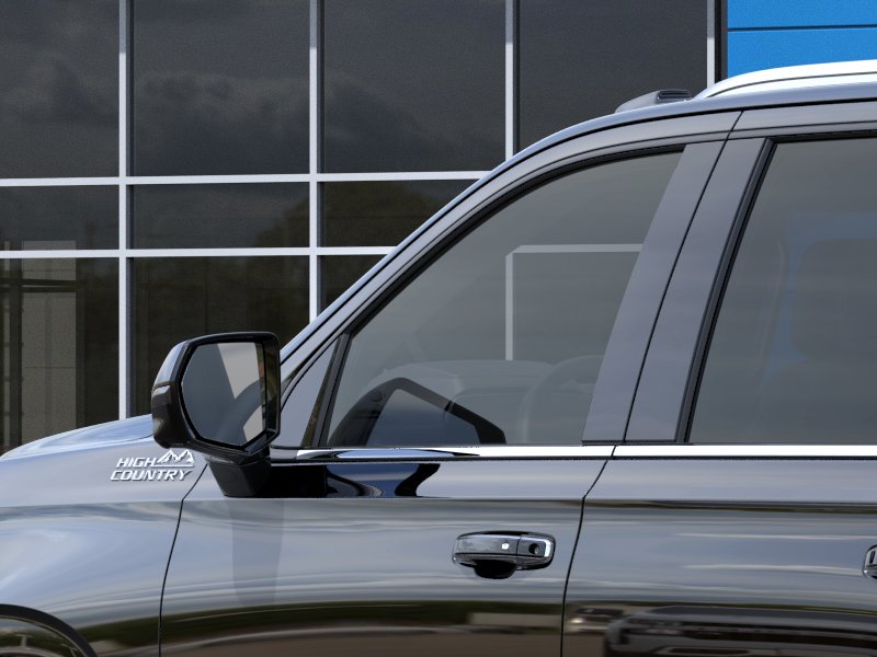 2027 Chevrolet Suburban High Country - Photo 36