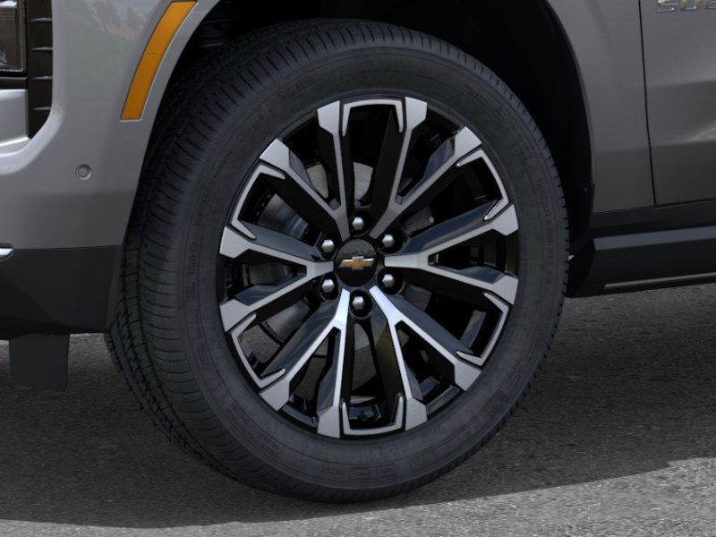 2026 Chevrolet Suburban High Country photo 7