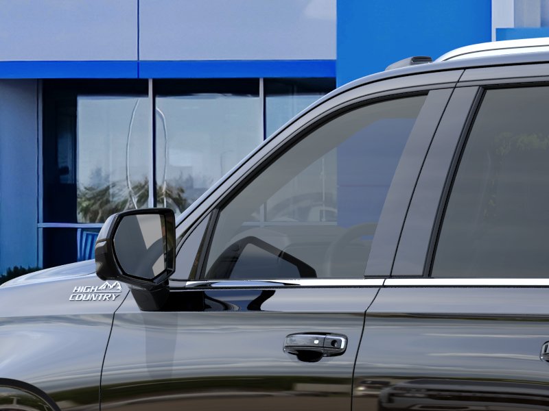 2027 Chevrolet Suburban High Country - Photo 12