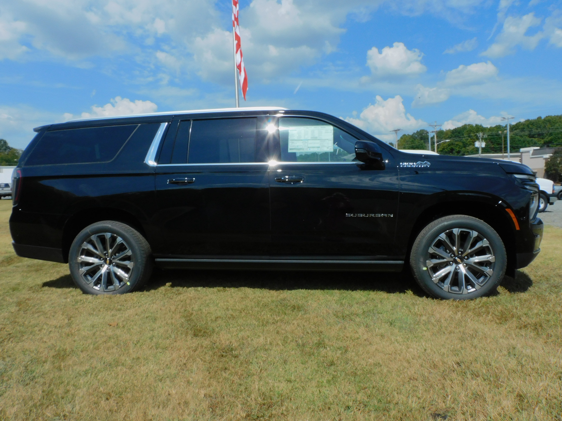 2026 Chevrolet Suburban High Country photo 10