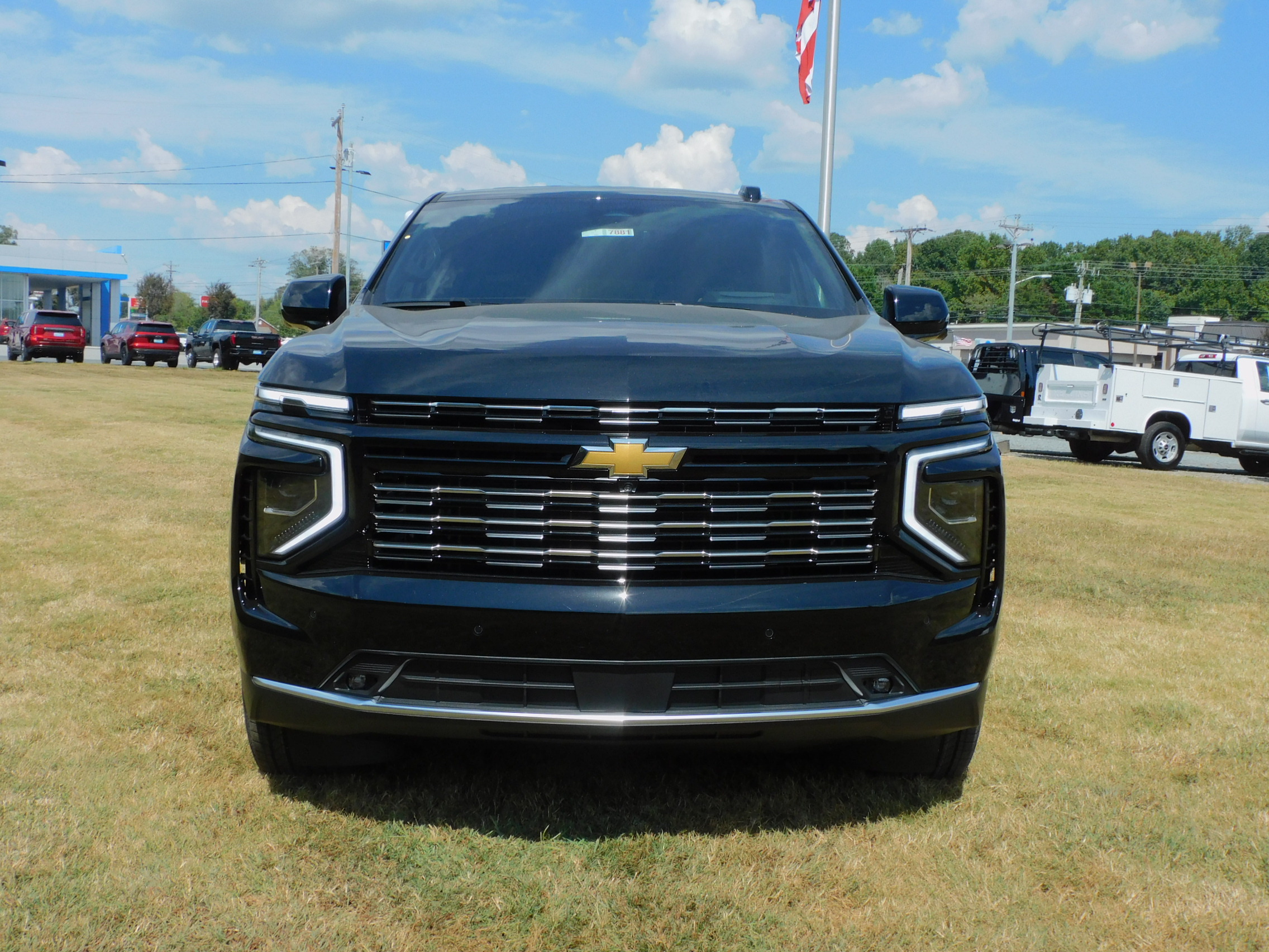 2026 Chevrolet Suburban High Country photo 8