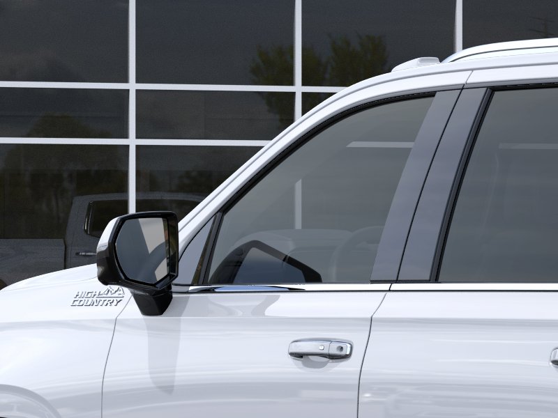 New 2026 Polar White Tricoat Chevrolet High Country image 30