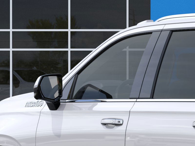 2025 Chevrolet Suburban High Country photo 11