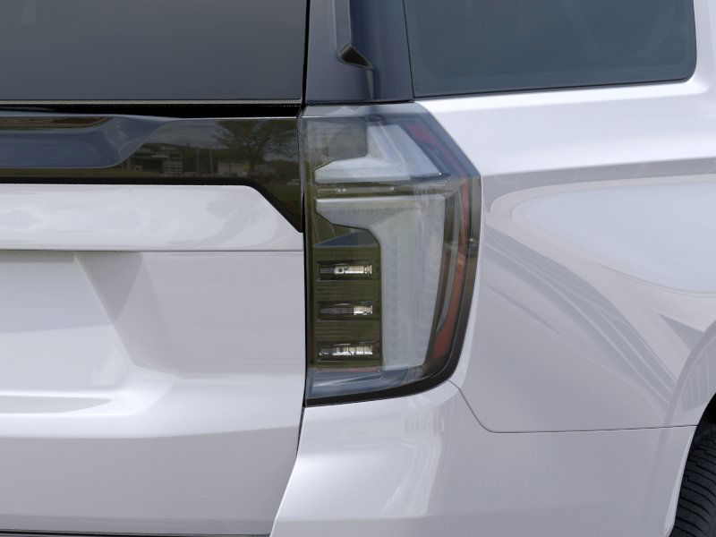 2025 Chevrolet Suburban High Country photo 10