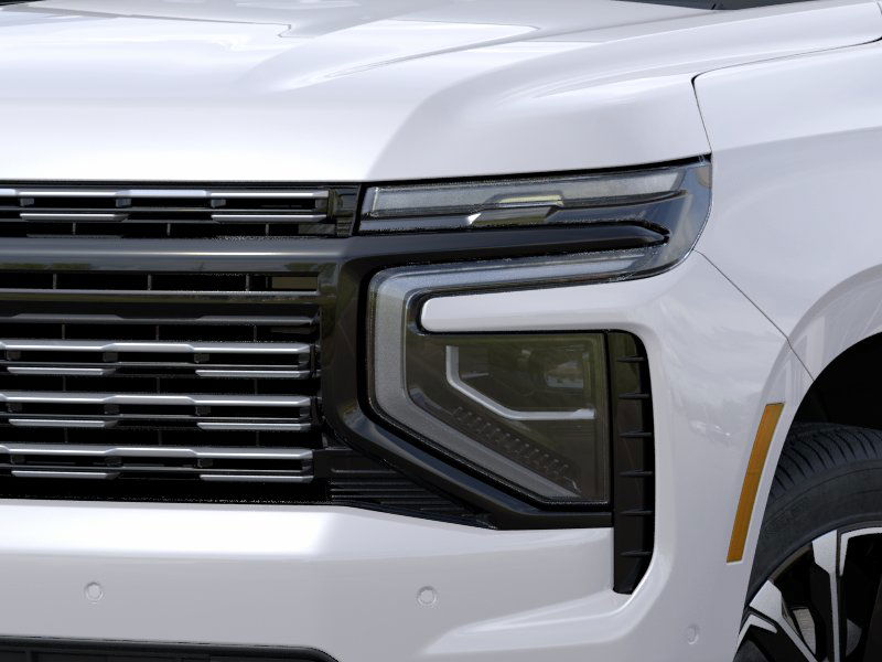 2025 Chevrolet Suburban High Country photo 9