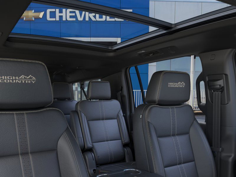 2025 Chevrolet Suburban High Country - Photo 48