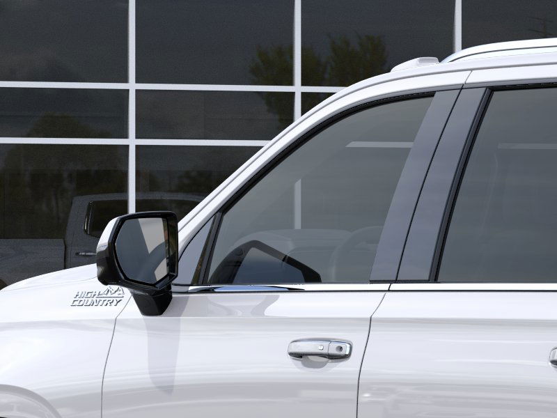 2025 Chevrolet Suburban High Country photo 38