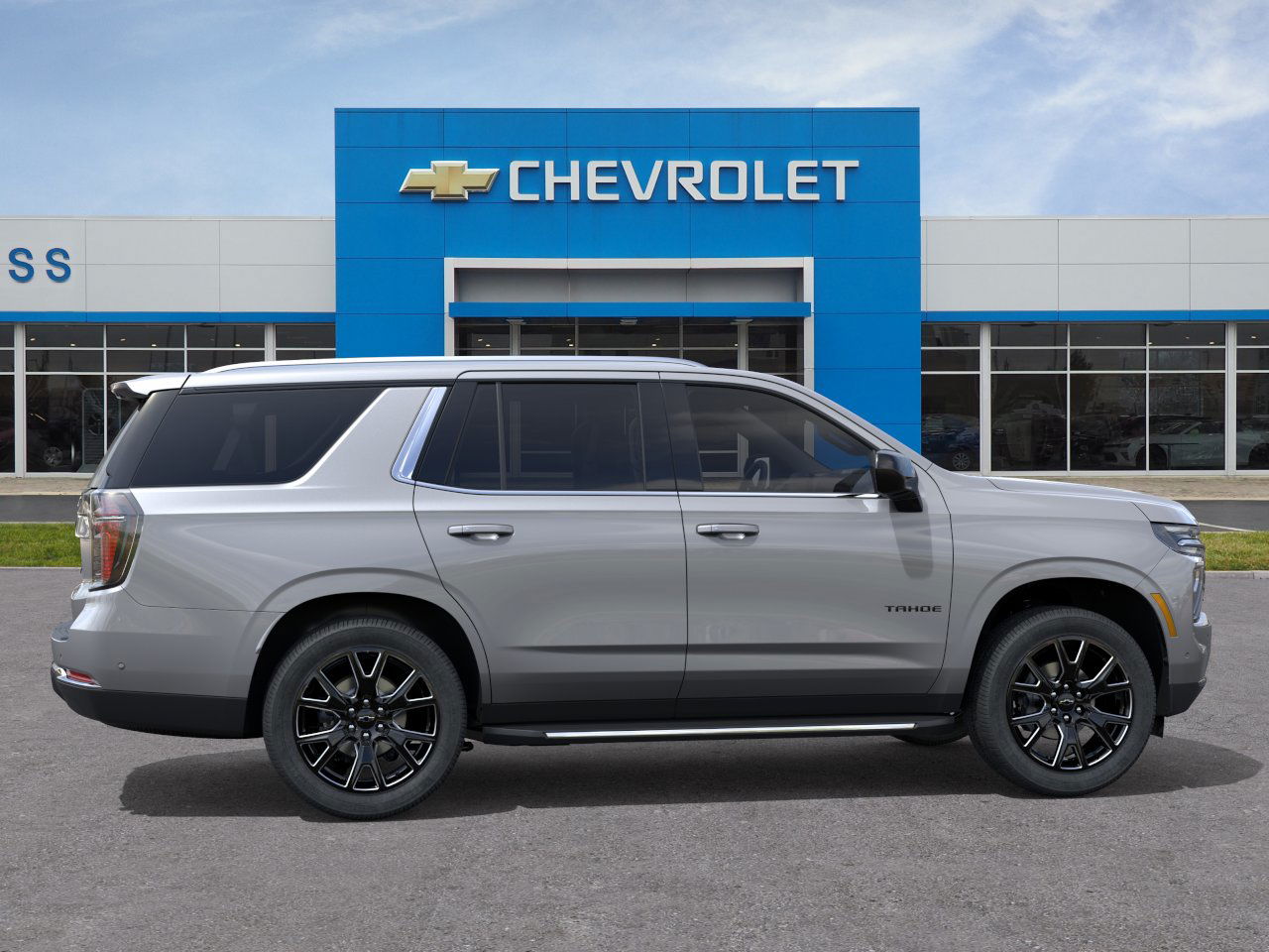 2025 Chevrolet Tahoe LS photo 3